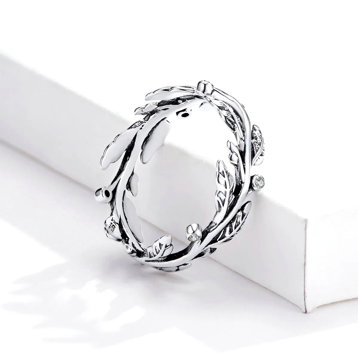 Inel Tip Pandora cu Frunze clasice din argint - SCR669
