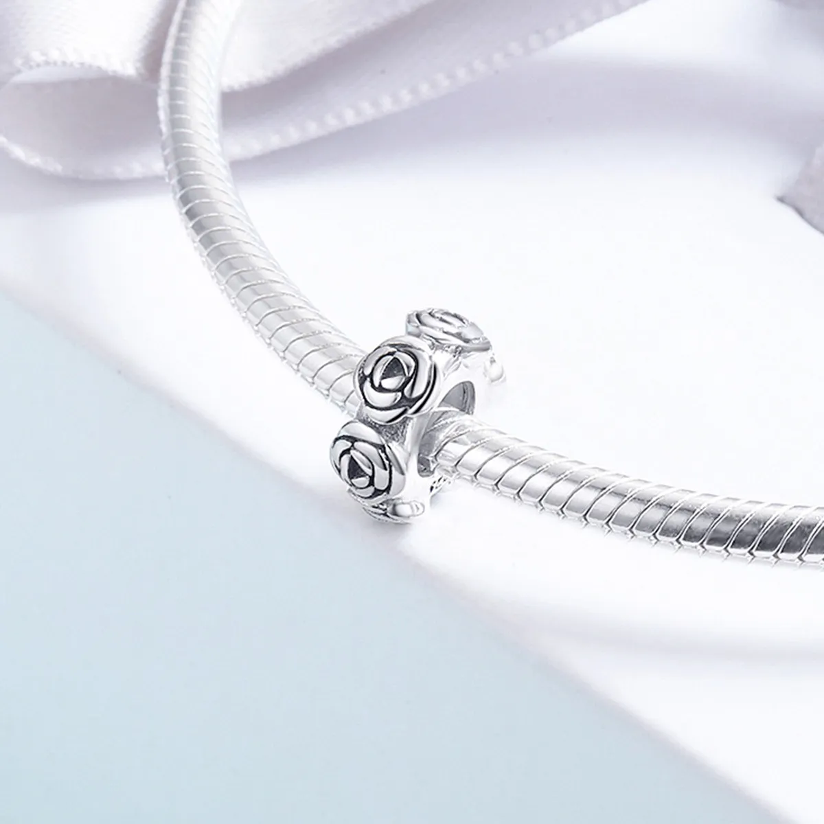 Talisman de tip distanțier Tip Pandora cu Coroană de trandafiri din argint - SCC596
