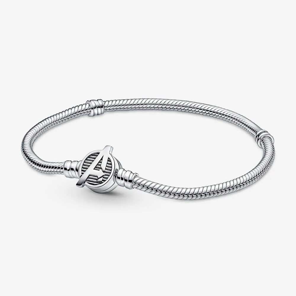 brățară pandora moments marvel the avengers logo clasp snake chain 590784c00