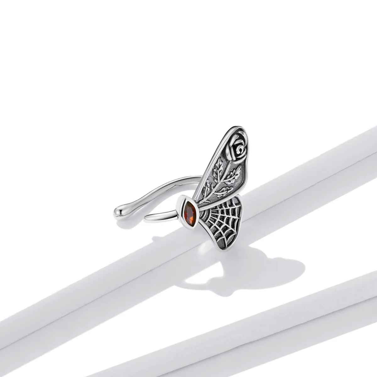 Pandora Style Retro Butterfly Ear clip - BSE533