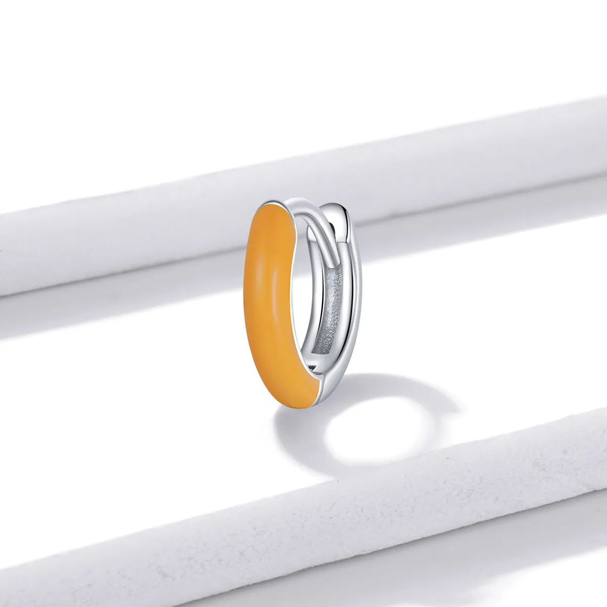 Cercei mici în stil Pandora cu inel portocaliu - BSE488-OR