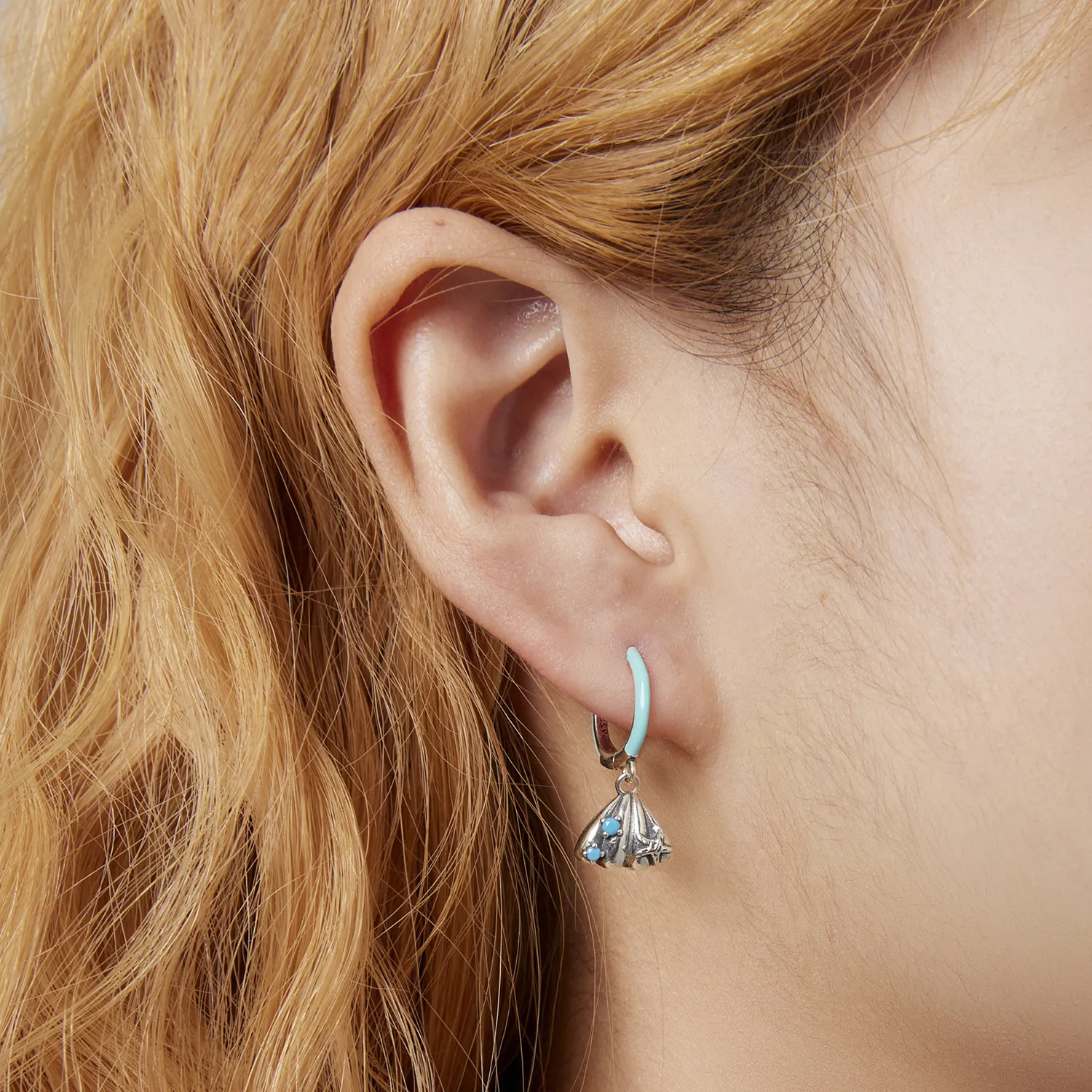 Pandora Style Delicate Shell Hoop Earrings - SCE1407