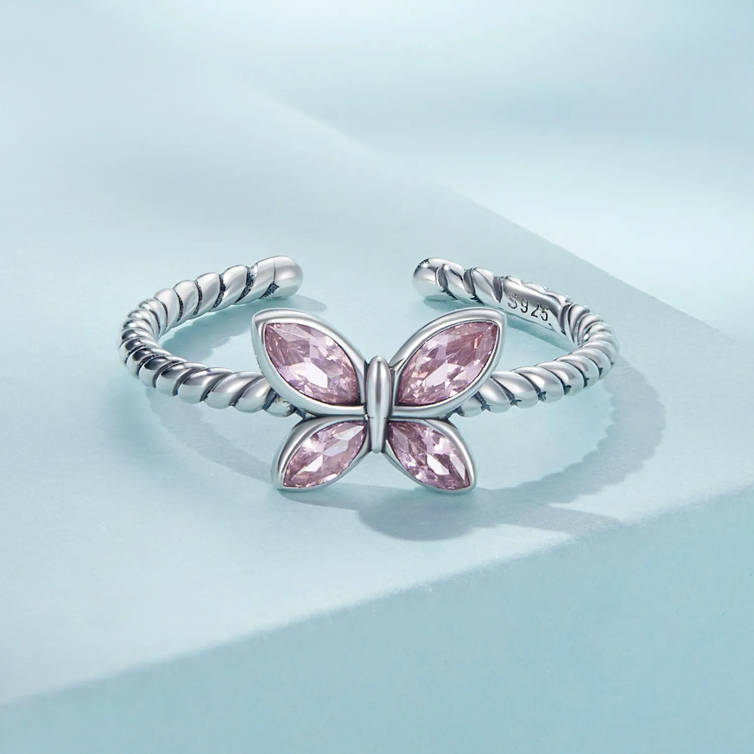 Inel deschis cu fluture roz în stil Pandora - SCR872