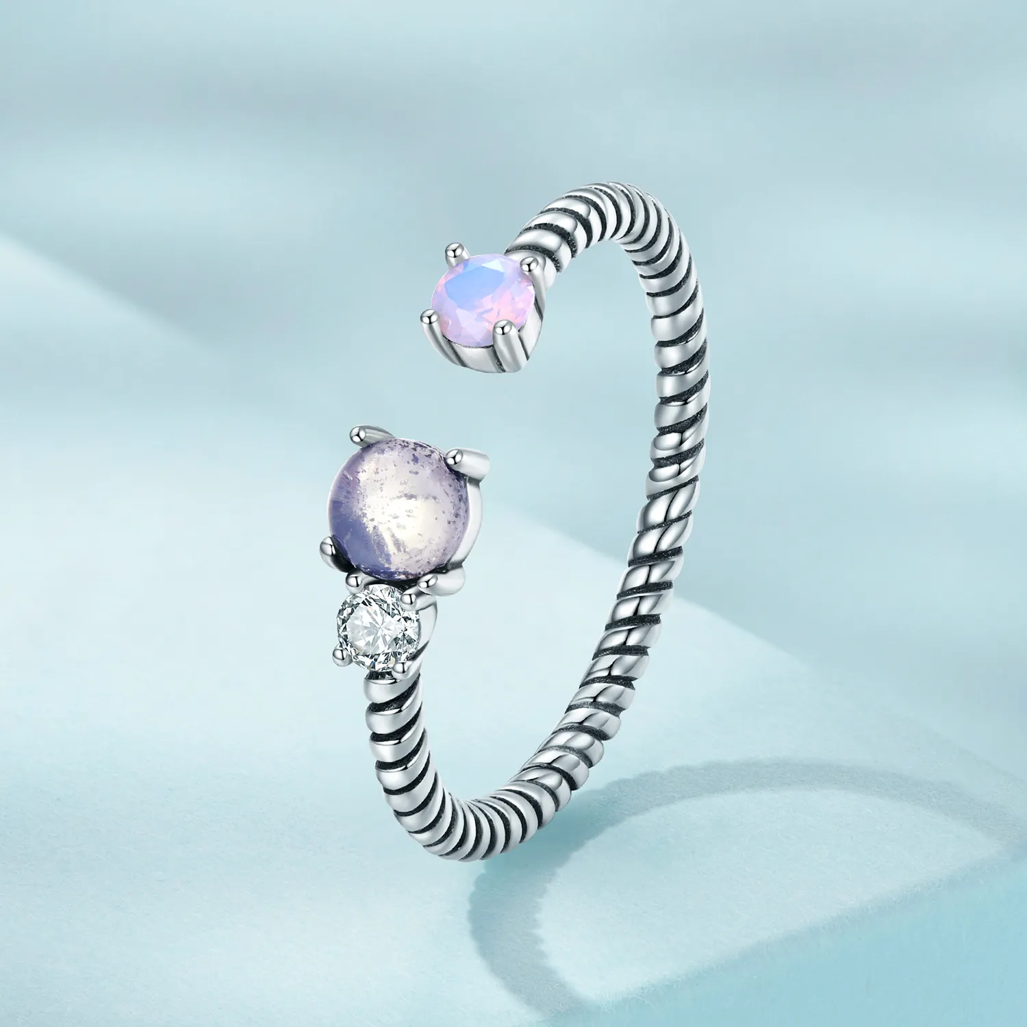 Inel deschis cu trecere de piatră în stil Pandora - SCR839