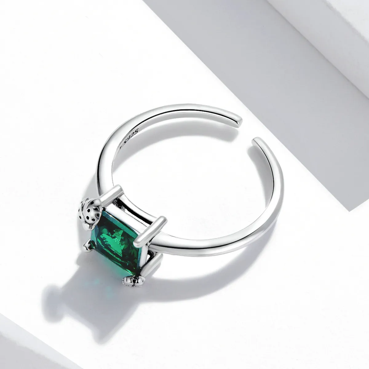 Inel deschis cu zirconiu verde în stilul Pandora - SCR754