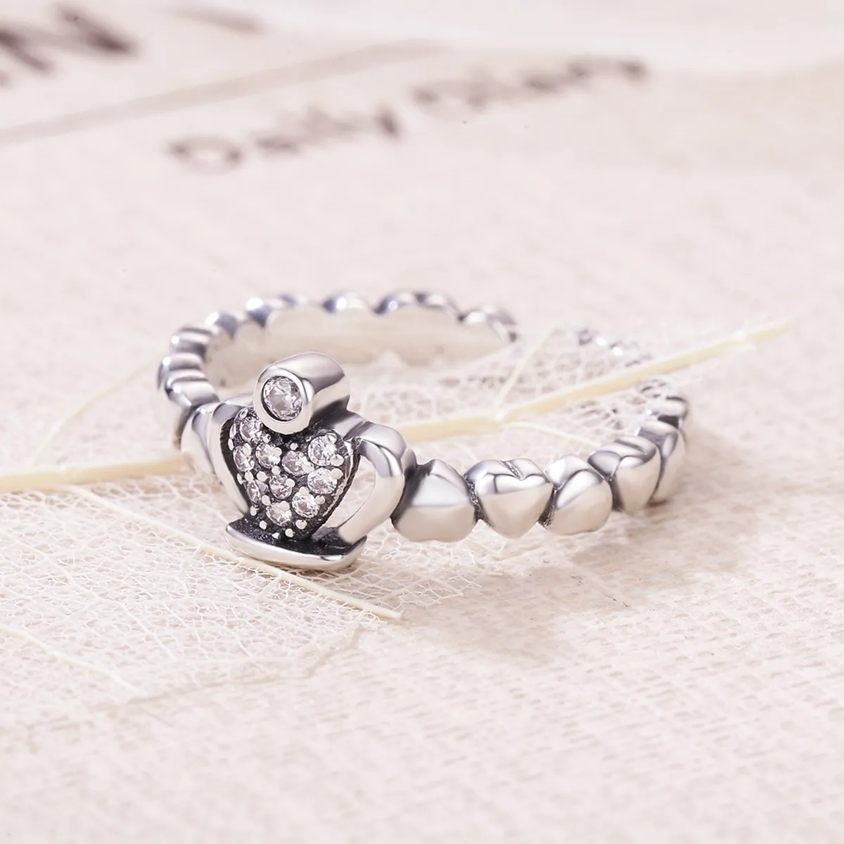 Inel Pandora de stil regal cu coroană de laur deschisă - VSR142