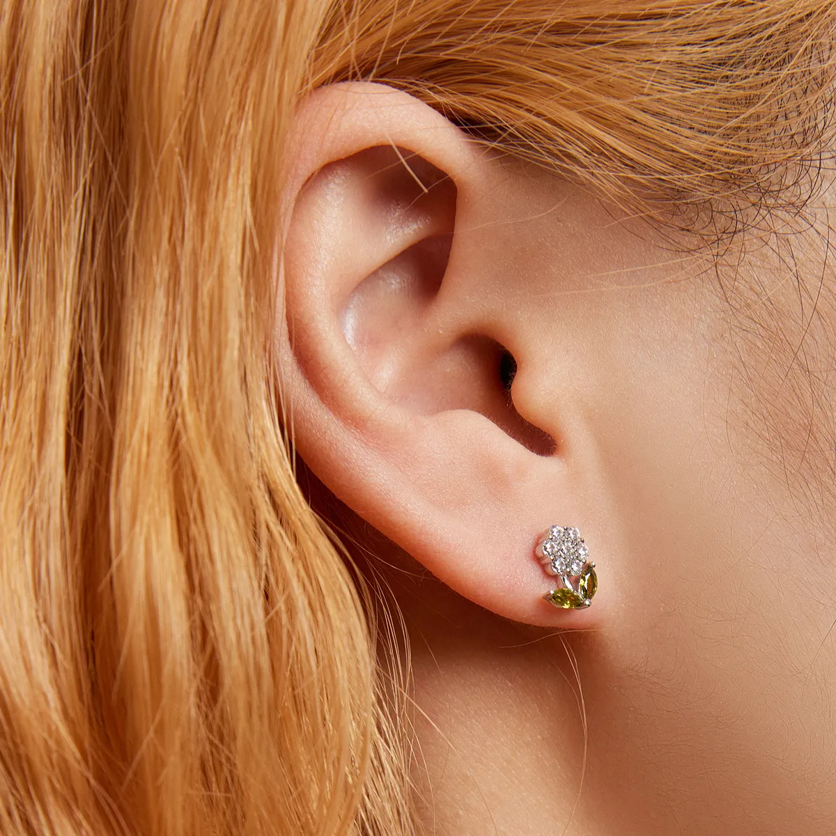 Pandora Style Delicate Flowers Stud Earrings - BSE592-WH