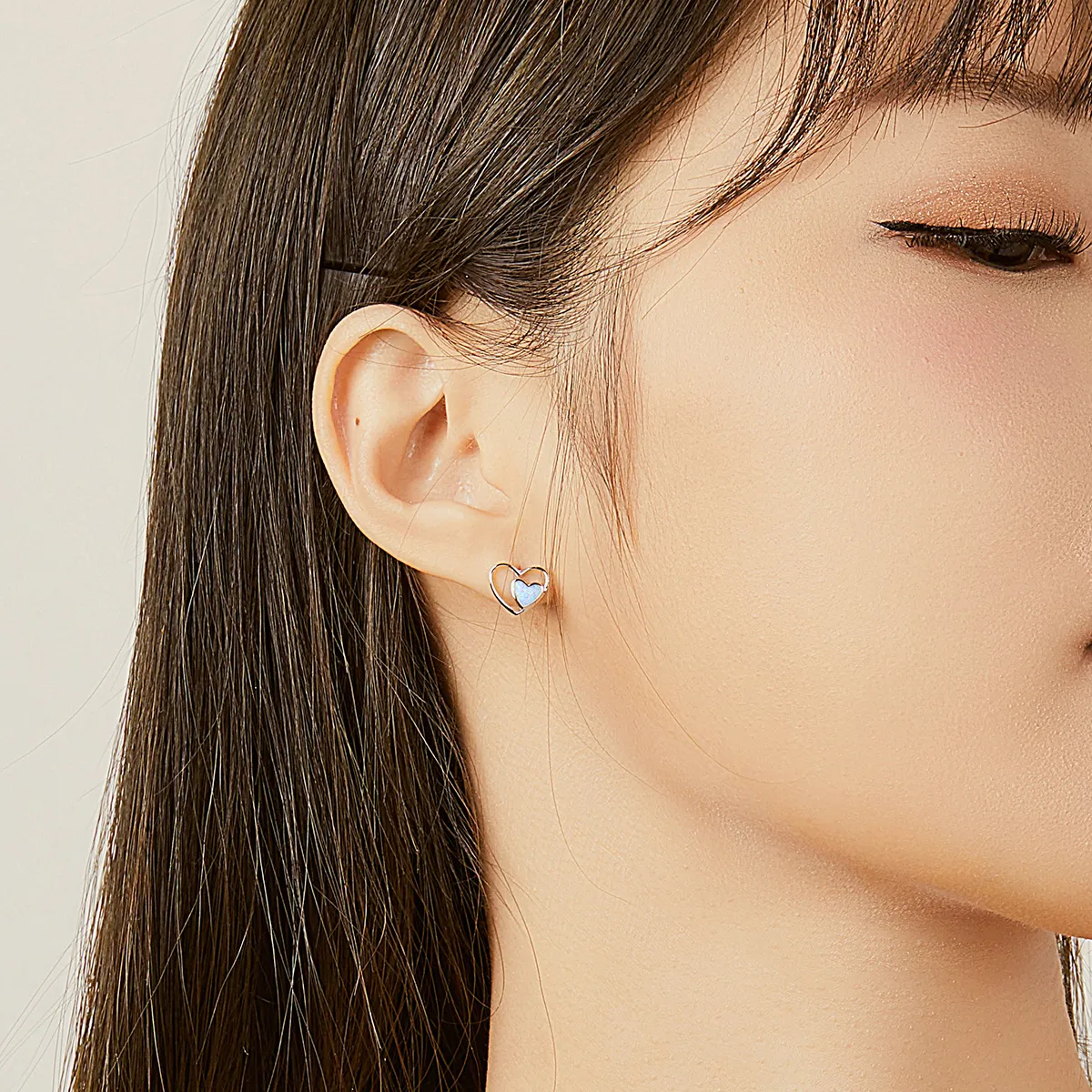 Pandora Style Heart Center Stud Earrings - SCE858