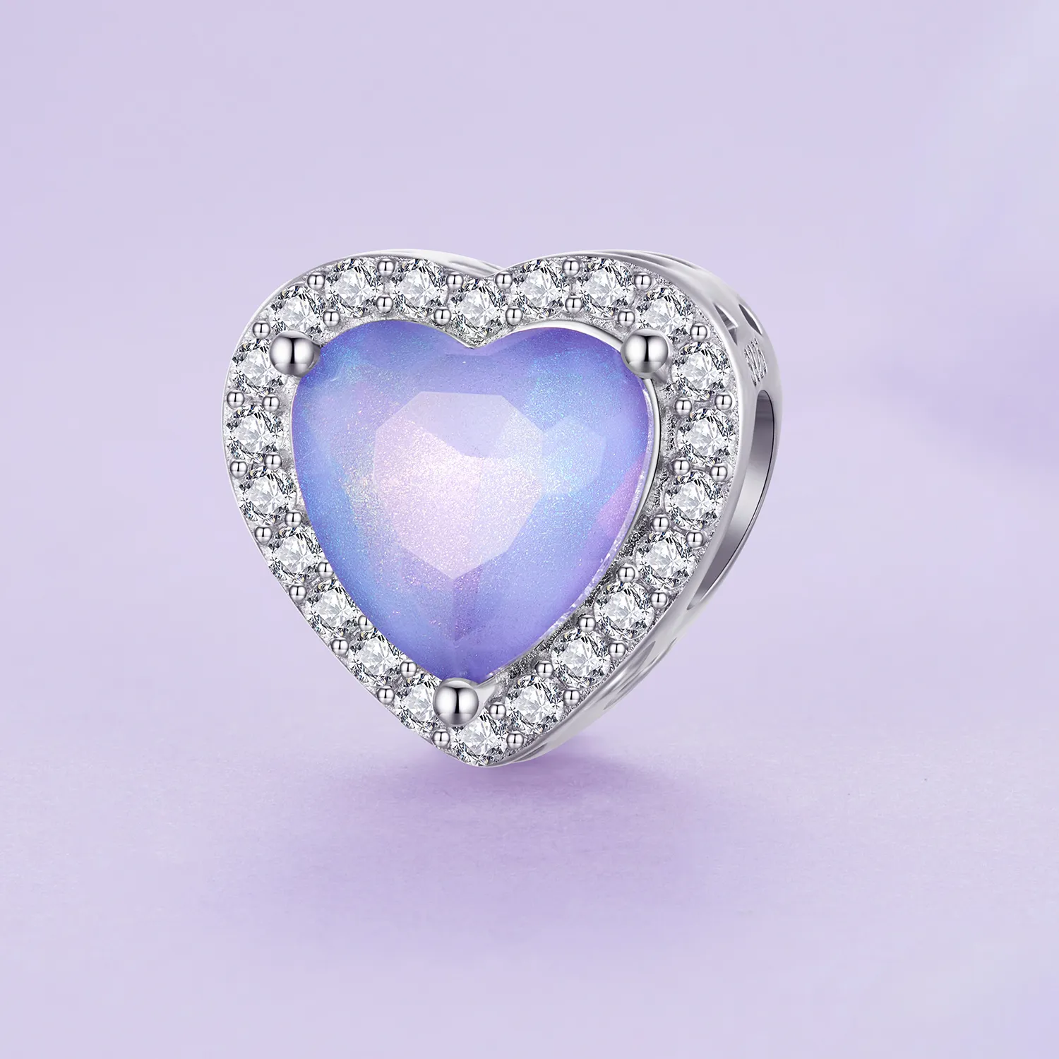 Breloc model Pandora în formă de inimă purpurie - SCC2453