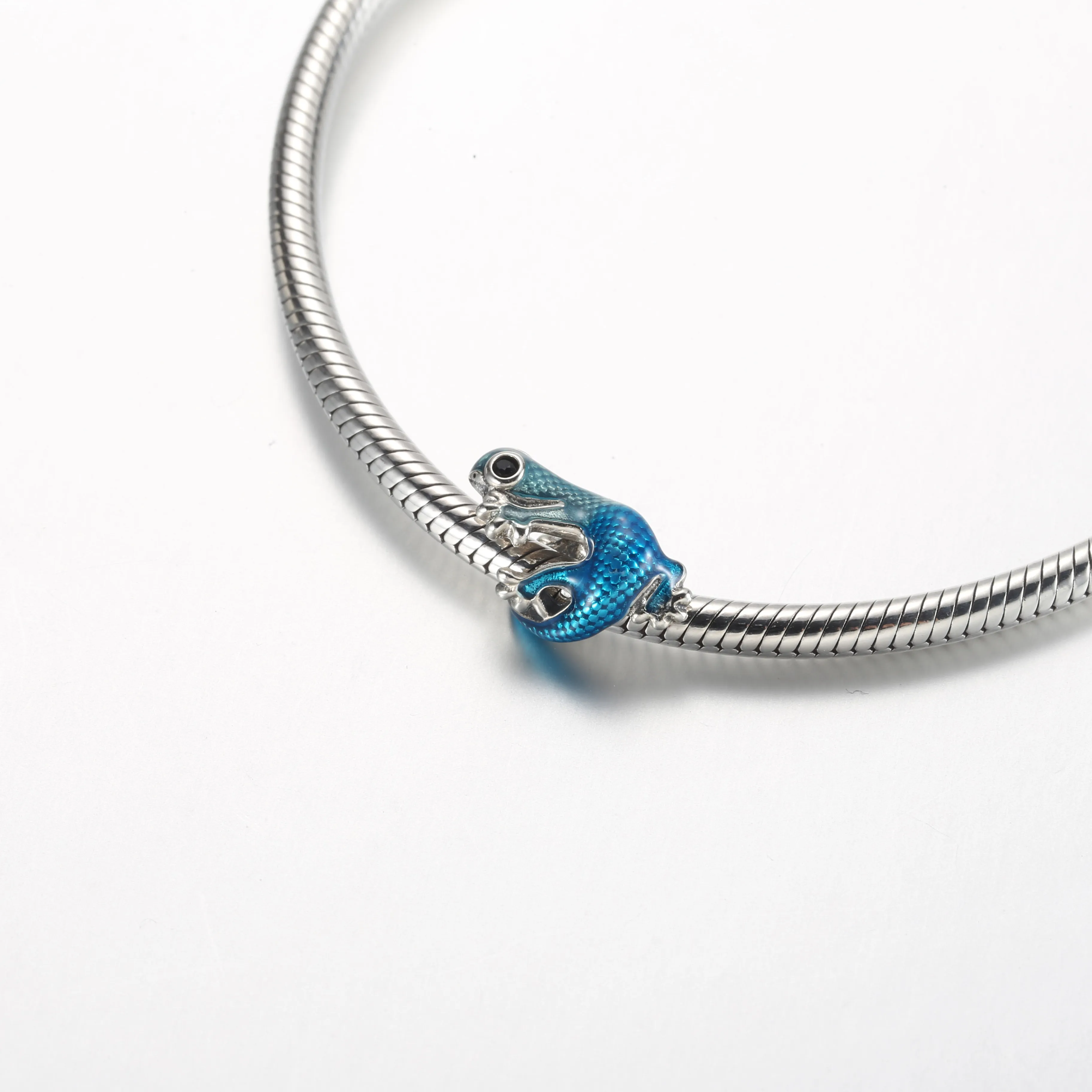 Pandora Charm Metalic Albastru cu Gecko - 792701C01