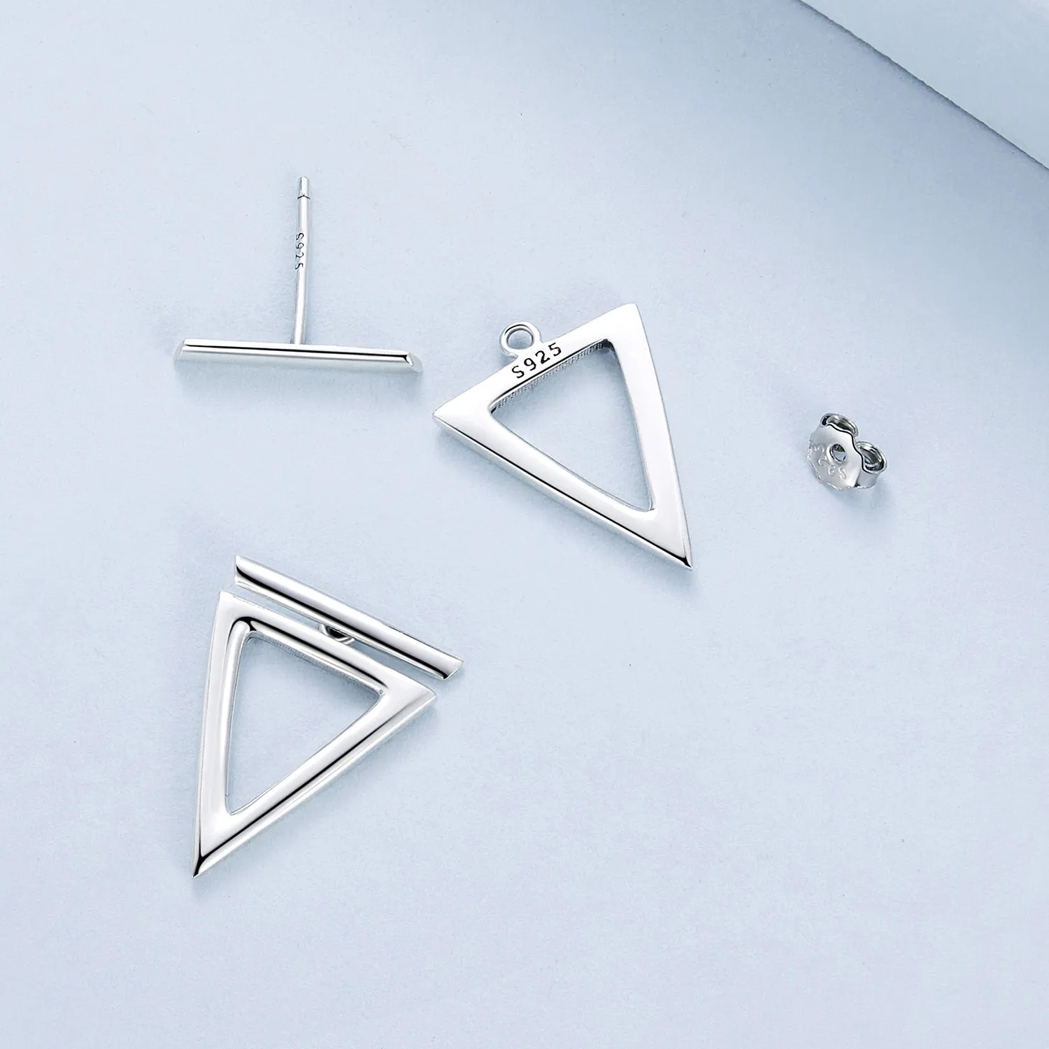 Studuri cercei în stil Pandora cu formă triunghiulară - BSE900