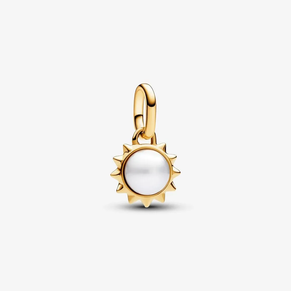 mini talisman de tip pandantiv cu soare și perlă de cultură de apă dulce tratată pandora me 763035c01
