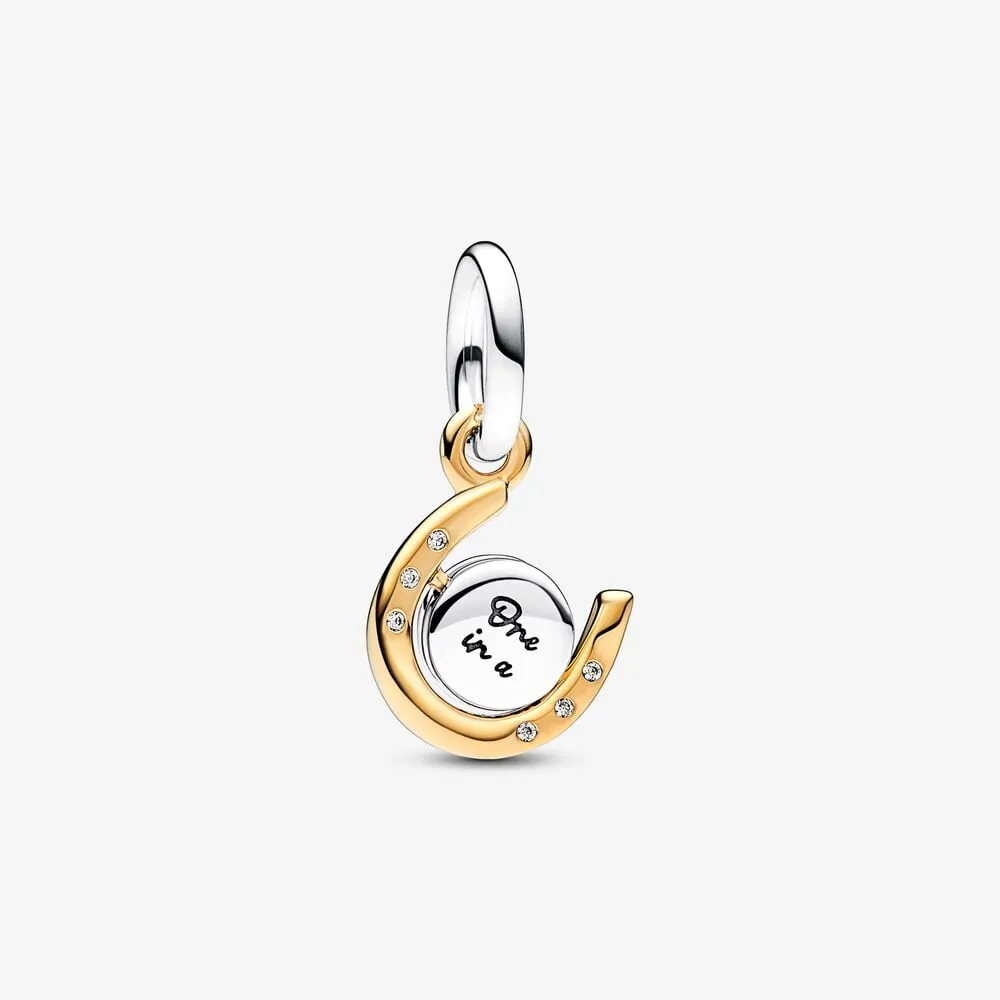 talisman pandora de tip pandantiv cu potcoavă și disc rotitor în două nuanțe 762713c01