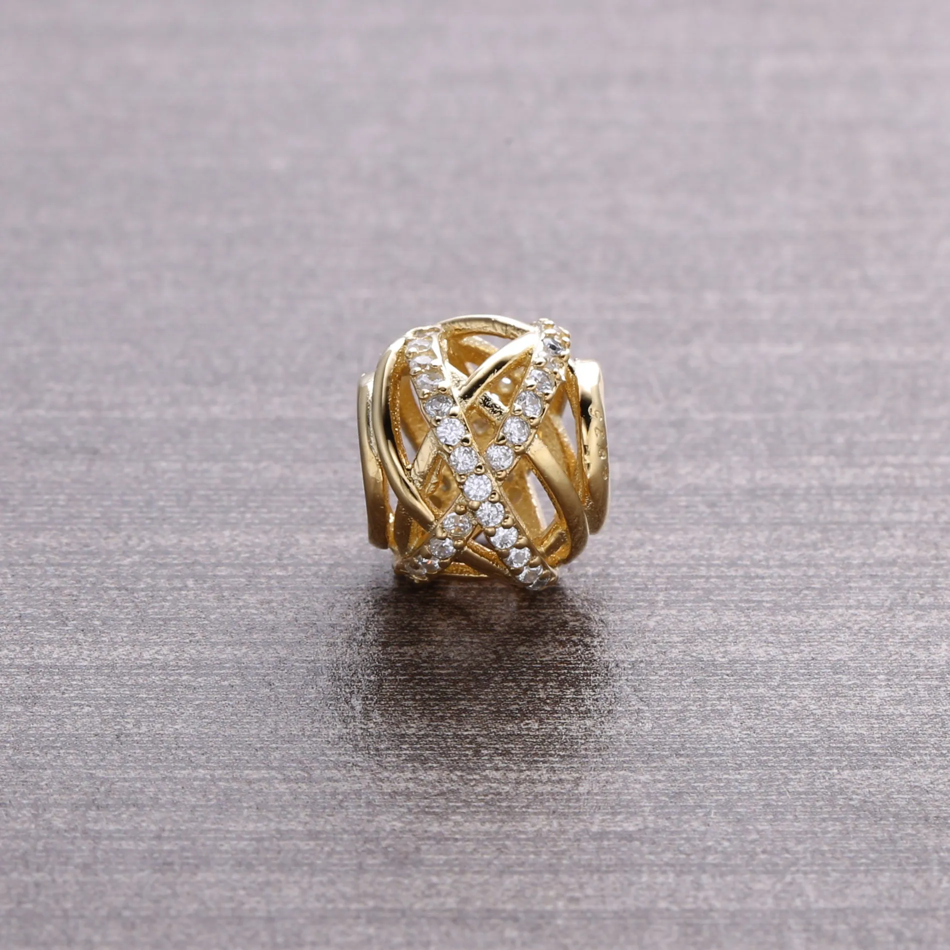 Talisman dantelat din aur de 14k cu zirconiu cubic - 750827CZ -