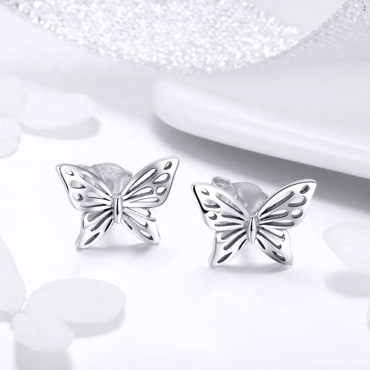 Cercei Tip Pandora cu Vis de fluture din argint - SCE452